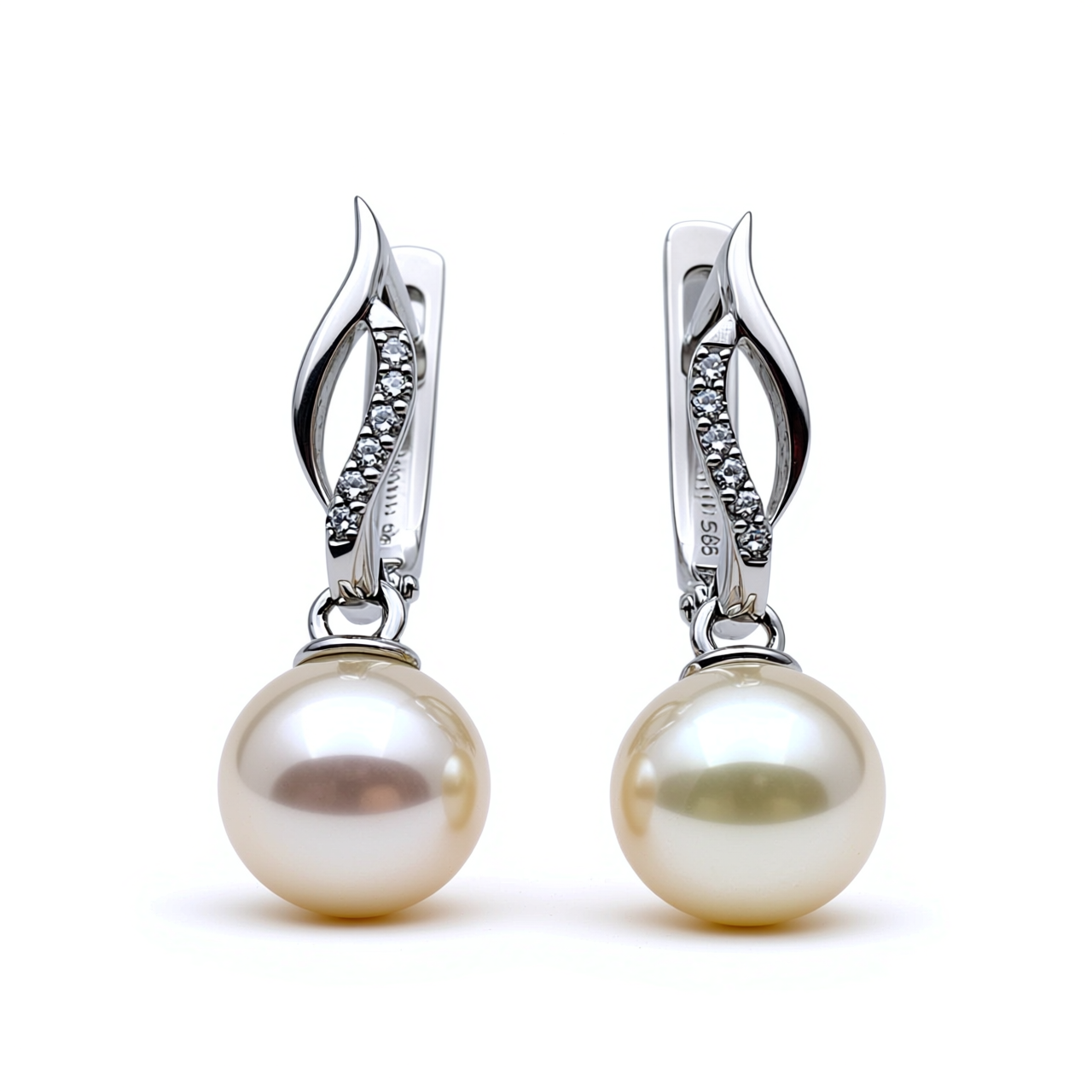 Minđuše sa biserom i brilijantima