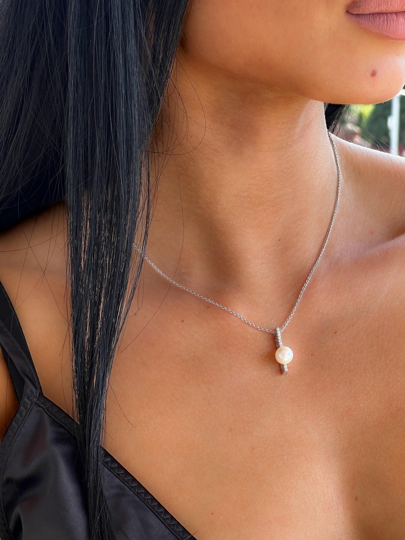 Ogrlica sa biserom i brilijantima