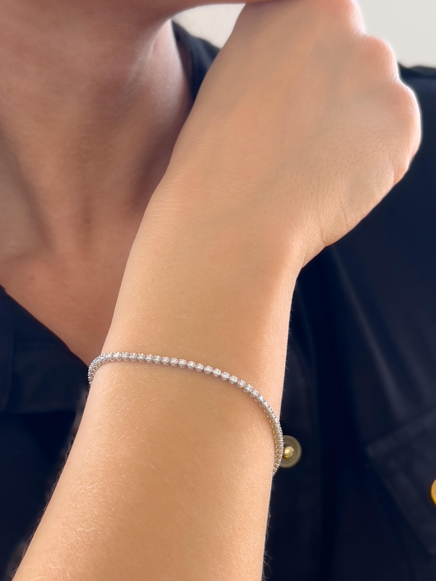 Narukvica sa brilijantima