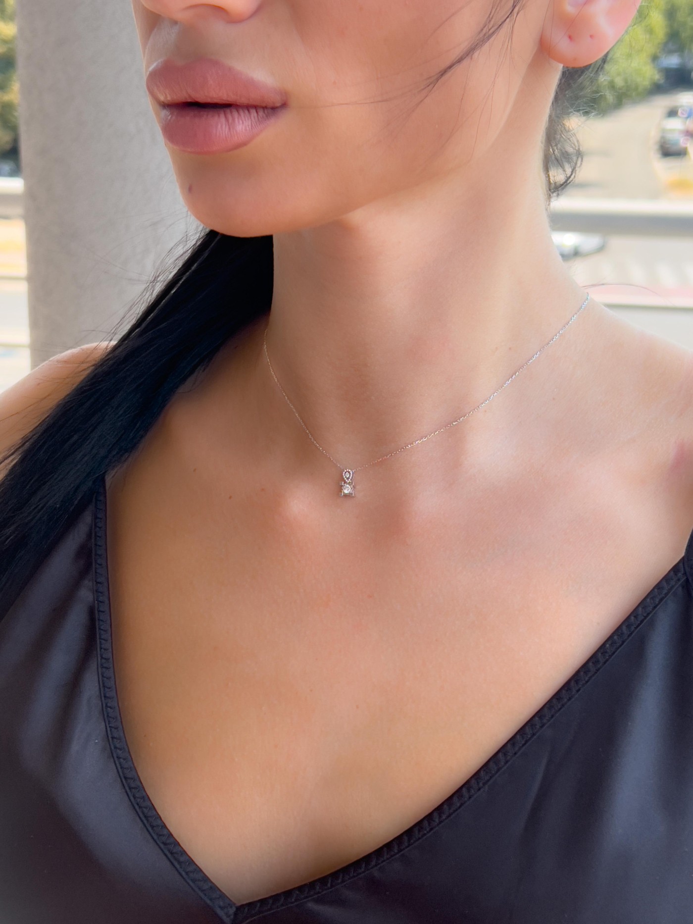 Ogrlica  sa brilijantima 