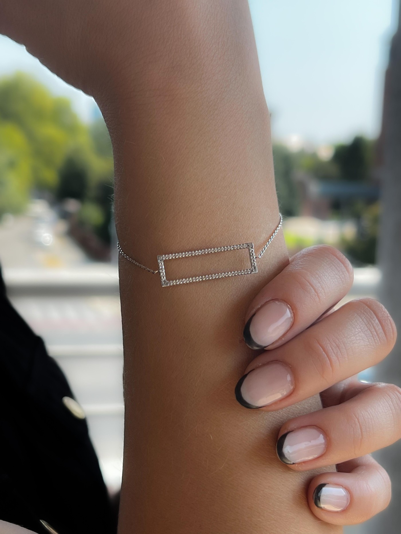 Narukvica sa brilijantima