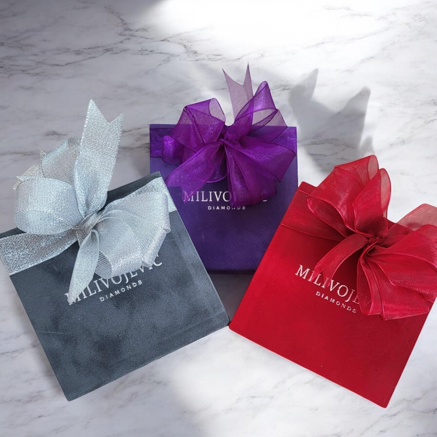 Zlatnik Sv. Vasilije Ostroški